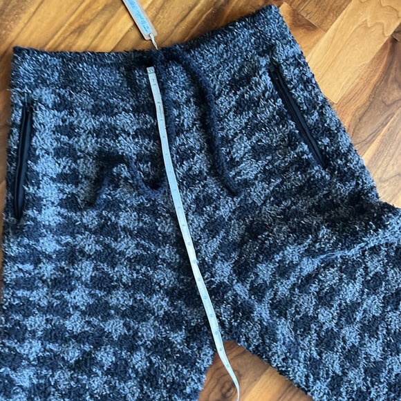 Skims Cozy Unisex S / M Pullover Top & Jogger Set Onyx Houndstooth NEW NWT - Picture 15 of 16